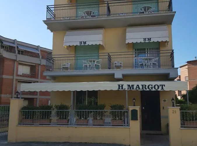 Hotel Margot 2*